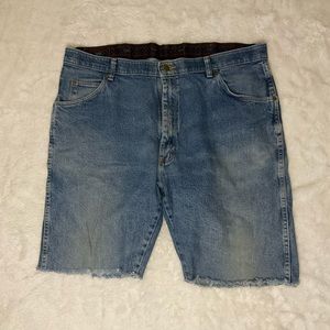 Men’s wrangler denim shorts